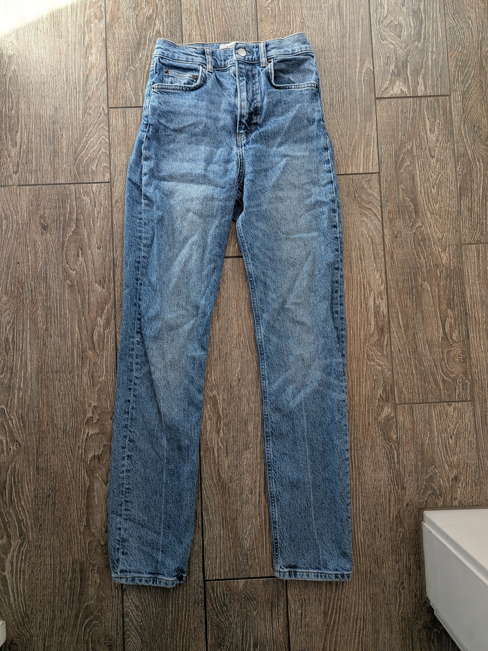 Reformation Liza Straight Leg Ultra High Rise Jean Size 24 Medium Wash